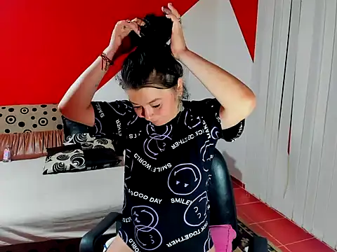 Soffy Skye online show from 11/07/25, 04:12