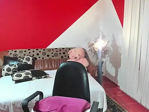 Soffy Skye online show from 11/28/25, 04:15