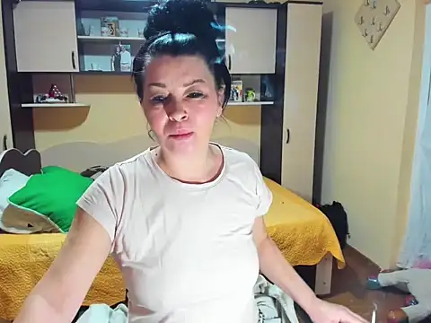 Soffy Skye online show from 02/15/26, 05:37