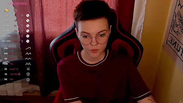 KrisNeal online show from 09/28/25, 09:25