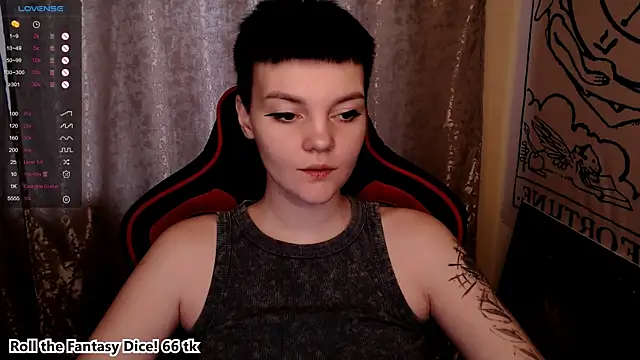 KrisNeal online show from 12/04/25, 10:13