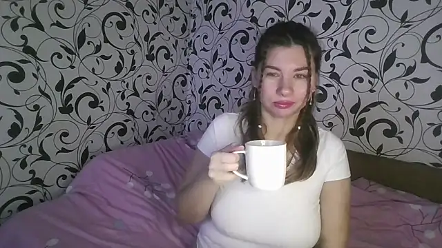 YourEmilie online show from 12/23/25, 09:29