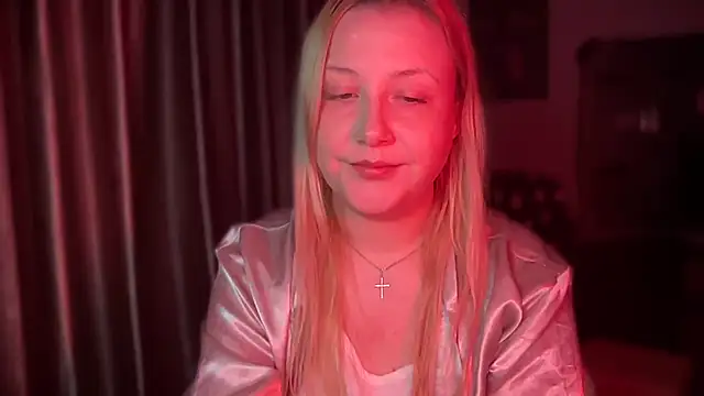 BikiHellena online show from 11/25/25, 11:05