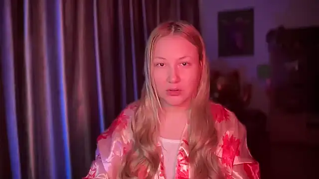BikiHellena online show from 04/23/26, 03:30