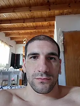 Snapshot of ObeyLust chatting on 10/28/25, 06:21 ObeyLust online show from 10/28/25, 06:21