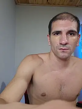 Snapshot of ObeyLust chatting on 02/19/26, 03:46 ObeyLust online show from 02/19/26, 03:46