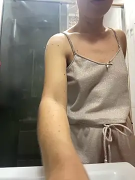 MartaLuna  online show from 11/01/25, 07:49