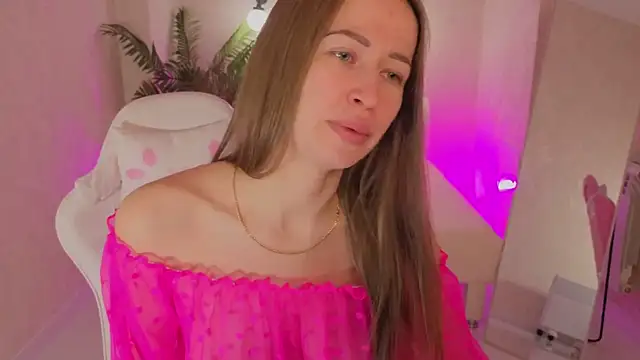 bella li   online show from 02/05/26, 01:32