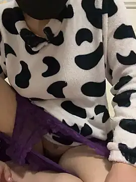 yunmeng000 online show from 10/30/25, 03:02