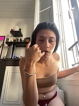 Snapshot of Zakiramym chatting on 10/05/25, 03:43 Zakiramym online show from 10/05/25, 03:43