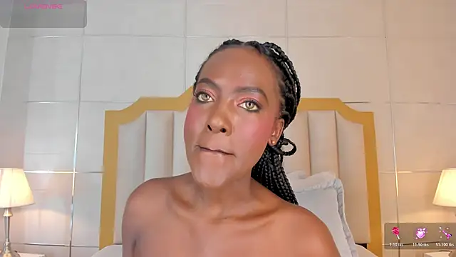 DakotaWangi online show from 11/21/25, 12:26