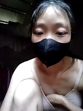 Snapshot of Phuoc_xx chatting on 12/23/25, 06:33 Phuoc xx online show from 12/23/25, 06:33