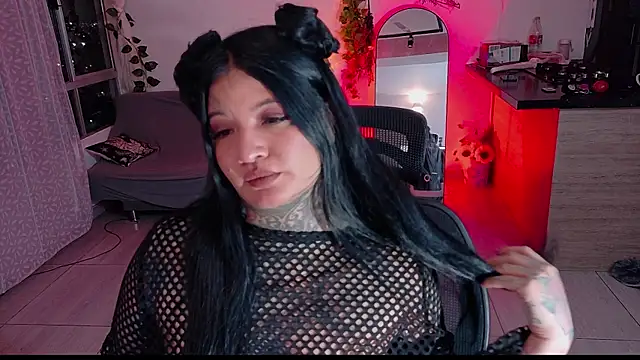 Unatatuada online show from 10/05/25, 01:37