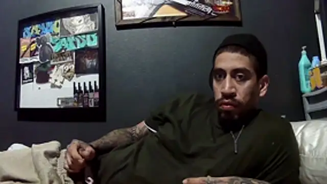 busnfatnutsLildee online show from 12/22/25, 08:44