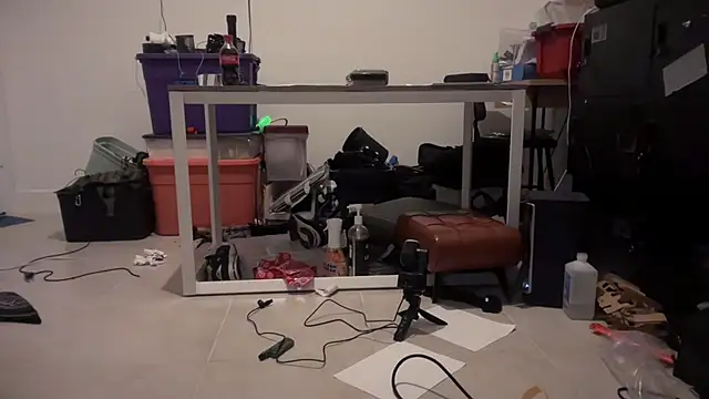 jasoncali305 online show from 12/05/25, 03:20