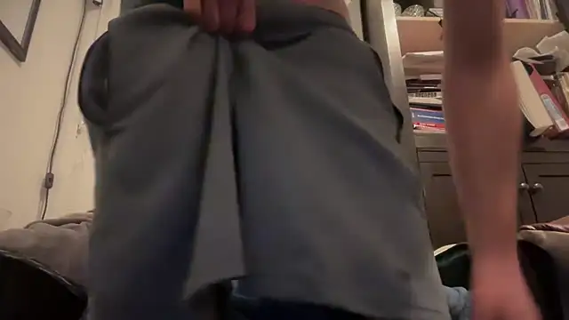 Snapshot of jasoncali305 chatting on 02/15/26, 03:03 jasoncali305 online show from 02/15/26, 03:03