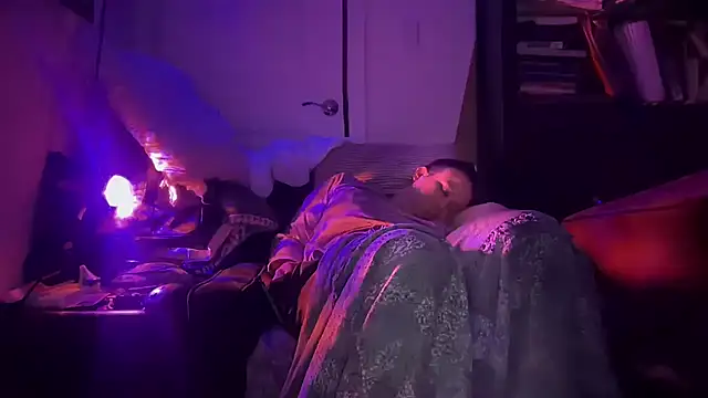 Snapshot of jasoncali305 chatting on 02/24/26, 11:41 jasoncali305 online show from 02/24/26, 11:41