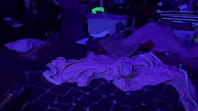 jasoncali305 online show from 04/14/26, 02:06