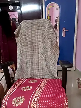 Snapshot of KannadaTamilTeluguBeauty chatting on 02/11/26, 08:08 KannadaTamilTeluguBeauty online show from 02/11/26, 08:08