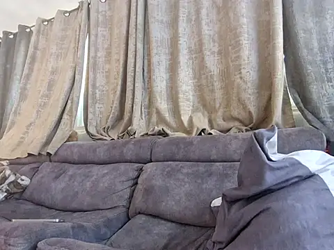 Alexis21821 online show from 11/20/25, 06:57