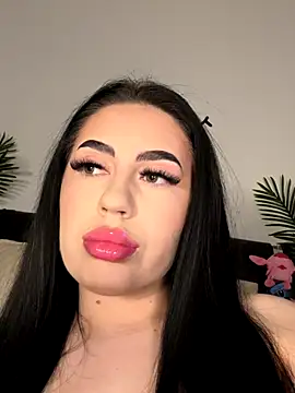 Snapshot of Andrestarr chatting on 11/07/25, 07:47 Andrestarr online show from 11/07/25, 07:47