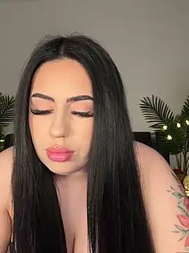 Snapshot of Andrestarr chatting on 11/18/25, 07:07 Andrestarr online show from 11/18/25, 07:07