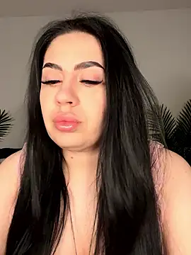 Snapshot of Andrestarr chatting on 01/08/26, 06:10 Andrestarr online show from 01/08/26, 06:10