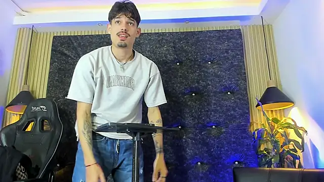 Iam Steven online show from 09/30/25, 04:39