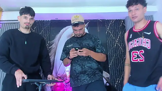 Iam Steven online show from 11/15/25, 12:56