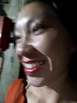 bonnie-00 online show from 10/10/25, 01:32