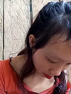 bonnie-00 online show from 10/23/25, 03:06