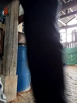 bonnie-00 online show from 10/27/25, 02:26