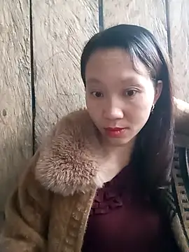 bonnie-00 online show from 11/13/25, 01:04