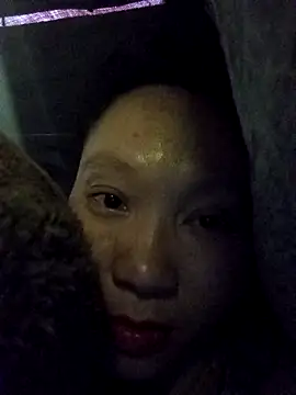 bonnie-00 online show from 12/18/25, 03:29