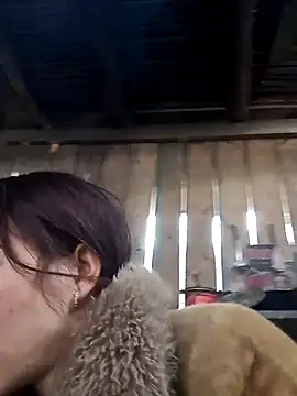 bonnie-00 online show from 02/04/26, 03:12