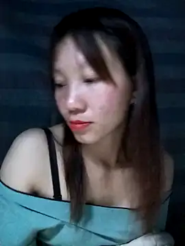 Snapshot of bonnie-00 chatting on 04/29/26, 02:54 bonnie-00 online show from 04/29/26, 02:54