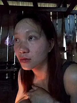 Snapshot of bonnie-00 chatting on 05/12/26, 10:51 bonnie-00 online show from 05/12/26, 10:51