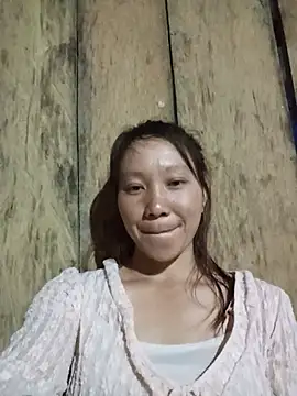 Snapshot of bonnie-00 chatting on 05/24/26, 12:10 bonnie-00 online show from 05/24/26, 12:10