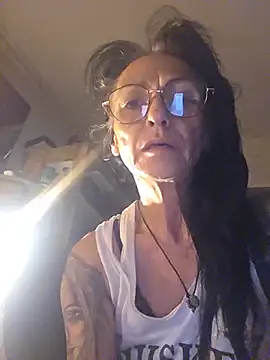 Snapshot of jasonee13 chatting on 05/29/26, 06:39 jasonee13 online show from 05/29/26, 06:39