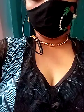 TAMI KAYAL online show from 09/17/25, 07:10