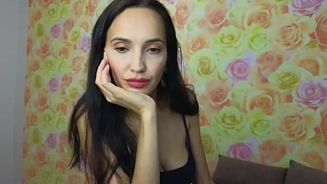 Lillian-Clark online show from 12/01/25, 11:26