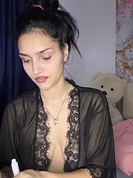 EllaBlowy online show from 12/03/25, 08:45