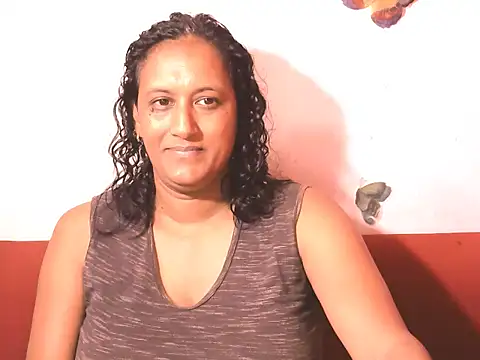 Indiansexyboobs18 online show from 03/01/26, 12:51