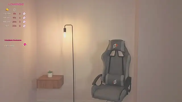 Frences Eyes online show from 10/12/25, 12:59