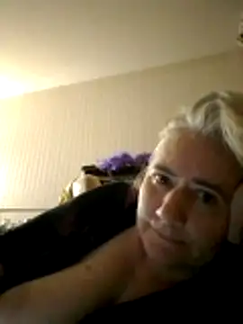 Snapshot of goodstyle chatting on 11/14/25, 09:02 goodstyle online show from 11/14/25, 09:02