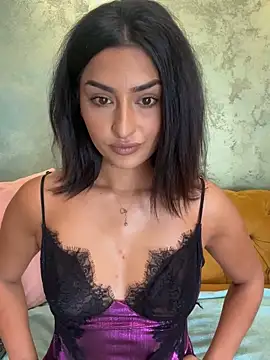 Mia spicyy online show from 10/27/25, 09:46