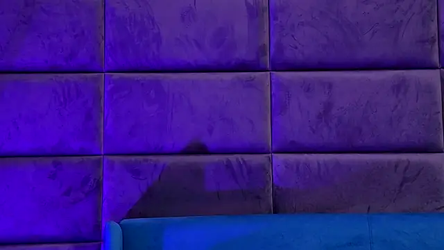 YssabelFox online show from 12/15/25, 02:54