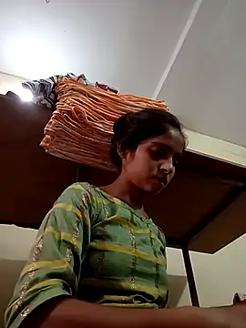 Saloni-Gupta online show from 10/03/25, 04:42