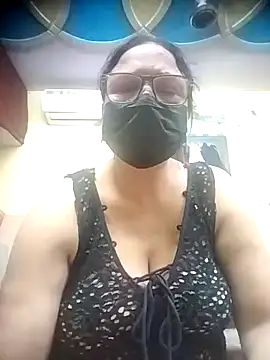 thehotlady online show from 03/23/26, 05:39