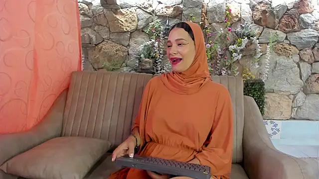 Snapshot of ShanaJamil chatting on 06/25/26, 12:09 ShanaJamil online show from 06/25/26, 12:09
